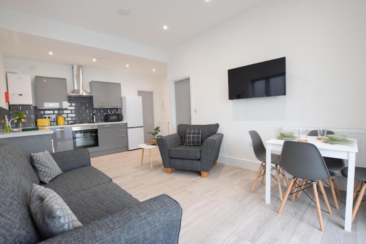 Stylish City Centre Apartments Лінкольн Екстер'єр фото